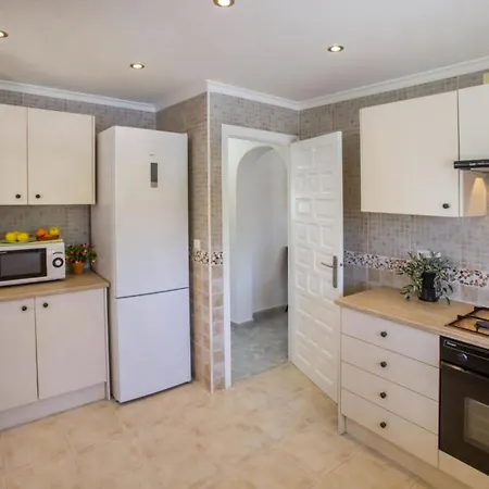 بيت للعطل Global Passera 20905 *
